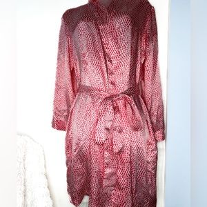 Morgan Taylor Intimates Pink Animal Print Pajama Robe Medium